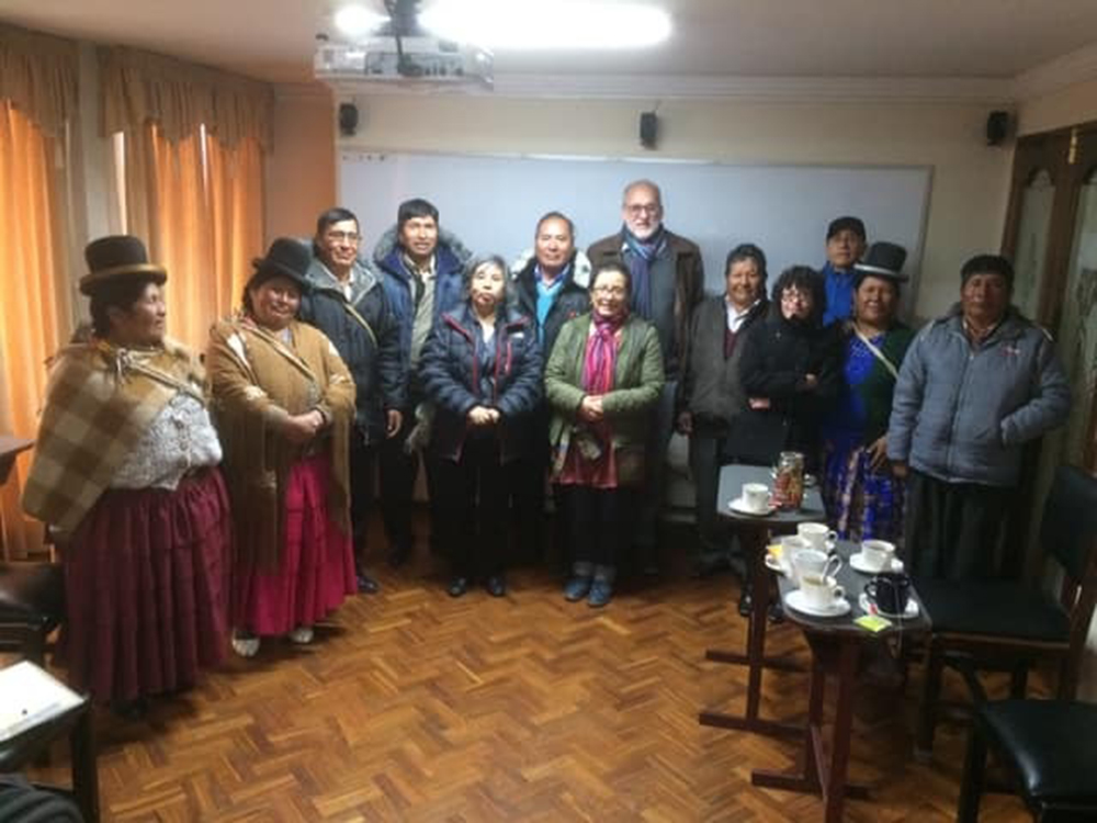 Autoridades de la Escuela-Ayllu de Warisata y el Parlamento Amauta realizaron una visita al CIDES-UMSA